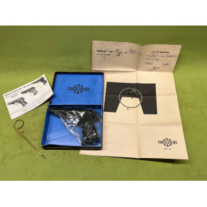 PISTOLET SAMOPOWTARZALNY...