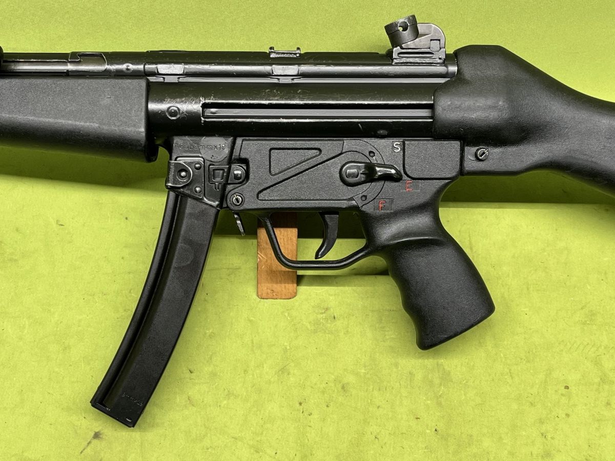 PISTOLET SAMOPOWTARZALNY HK MP5, kal. 9x19mm